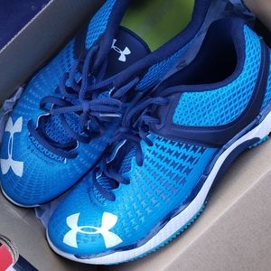 Running shoes